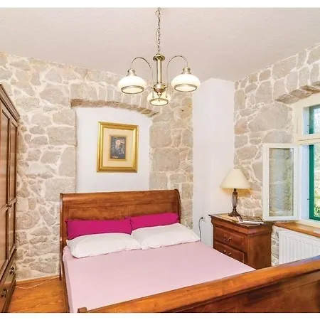 Villa Heart Of Stone *